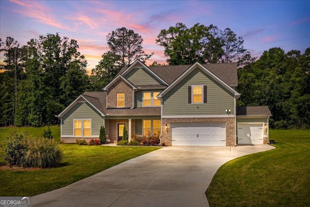 2 Whites Pond Road, Moreland, GA 30259