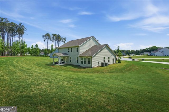 2 Whites Pond Road, Moreland, GA 30259