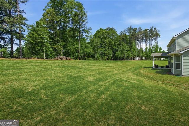 2 Whites Pond Road, Moreland, GA 30259