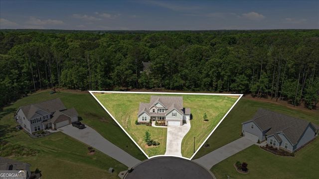 2 Whites Pond Road, Moreland, GA 30259