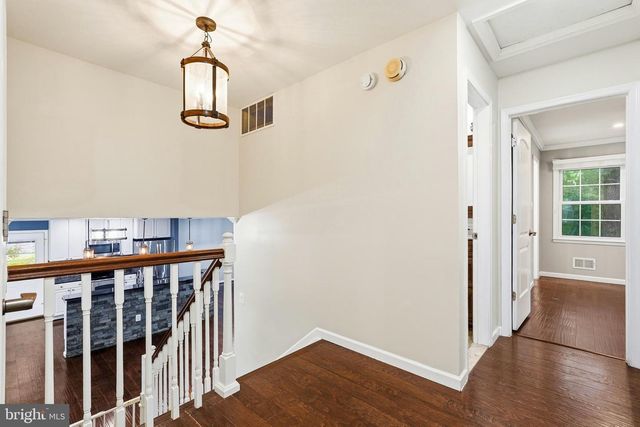 12017 WILLIAM AND MARY CIR, Woodbridge, VA 22192