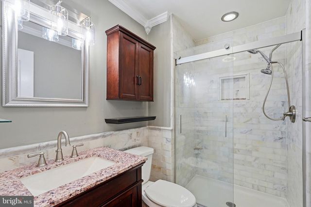 12017 WILLIAM AND MARY CIR, Woodbridge, VA 22192