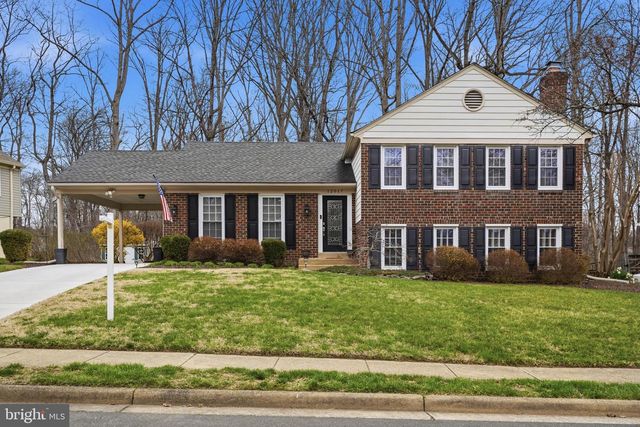 12017 WILLIAM AND MARY CIR, Woodbridge, VA 22192