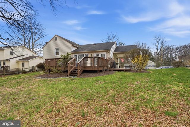 12017 WILLIAM AND MARY CIR, Woodbridge, VA 22192