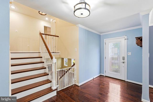 12017 WILLIAM AND MARY CIR, Woodbridge, VA 22192