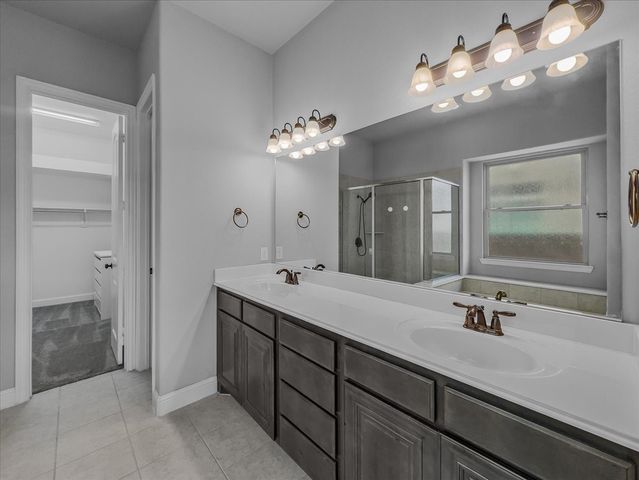 3401 Willow Brook Drive, Mansfield, TX 76063