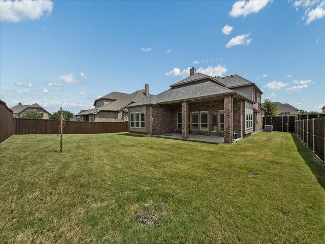 3401 Willow Brook Drive, Mansfield, TX 76063