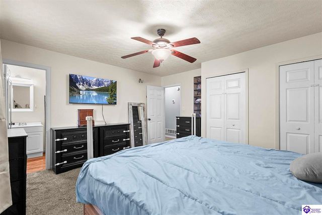 2911 Liberty Street, Radcliff, KY 40160