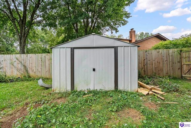 2911 Liberty Street, Radcliff, KY 40160