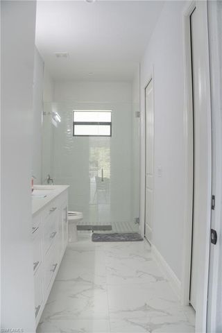 2471 64th AVE NE, Naples, FL 34120