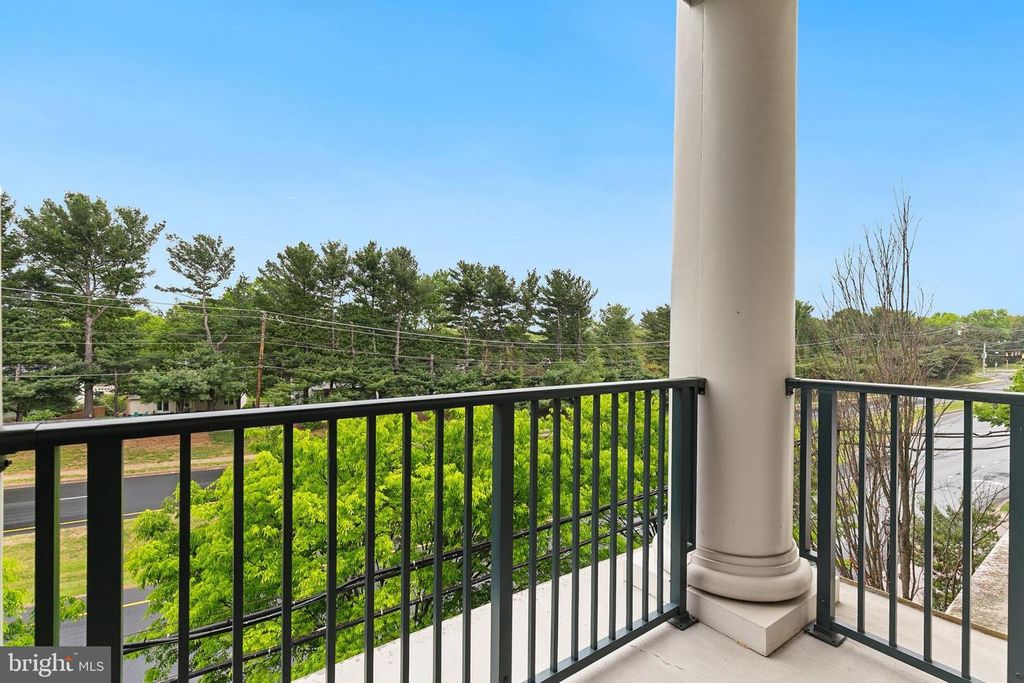 Image 31 of property listing at 7 GRANITE PL #316, Gaithersburg, MD 20878