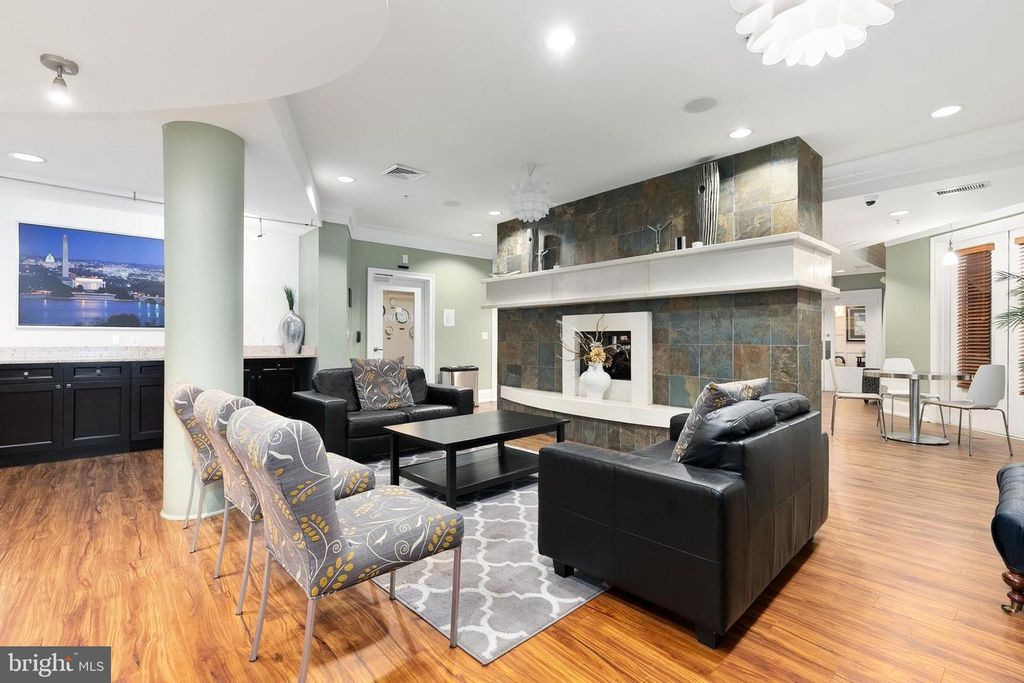 Image 41 of property listing at 7 GRANITE PL #316, Gaithersburg, MD 20878