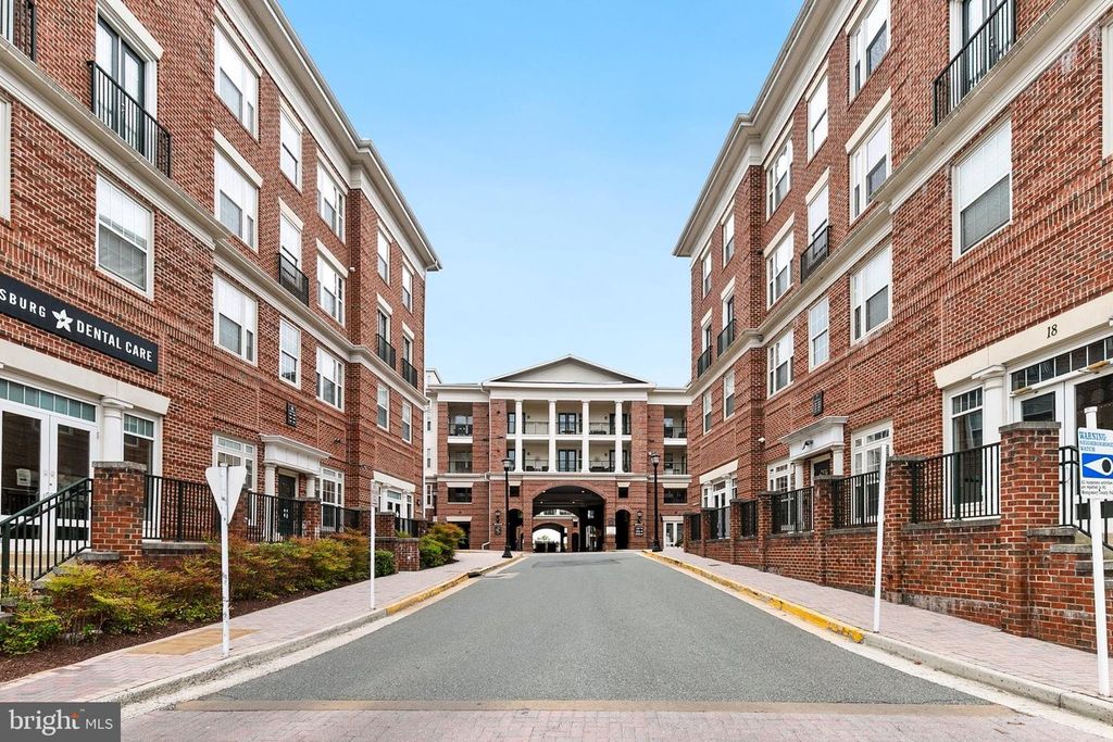 Image 54 of property listing at 7 GRANITE PL #316, Gaithersburg, MD 20878