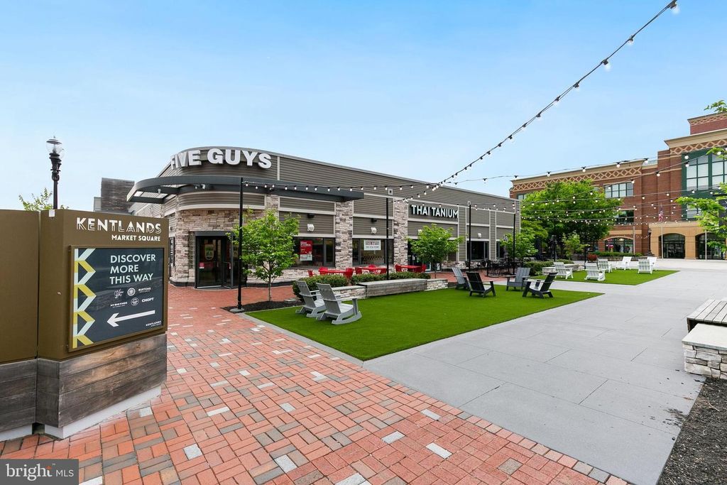 Image 65 of property listing at 7 GRANITE PL #316, Gaithersburg, MD 20878