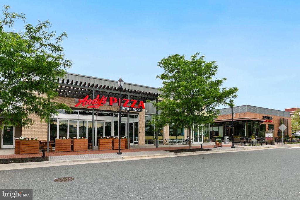 Image 66 of property listing at 7 GRANITE PL #316, Gaithersburg, MD 20878