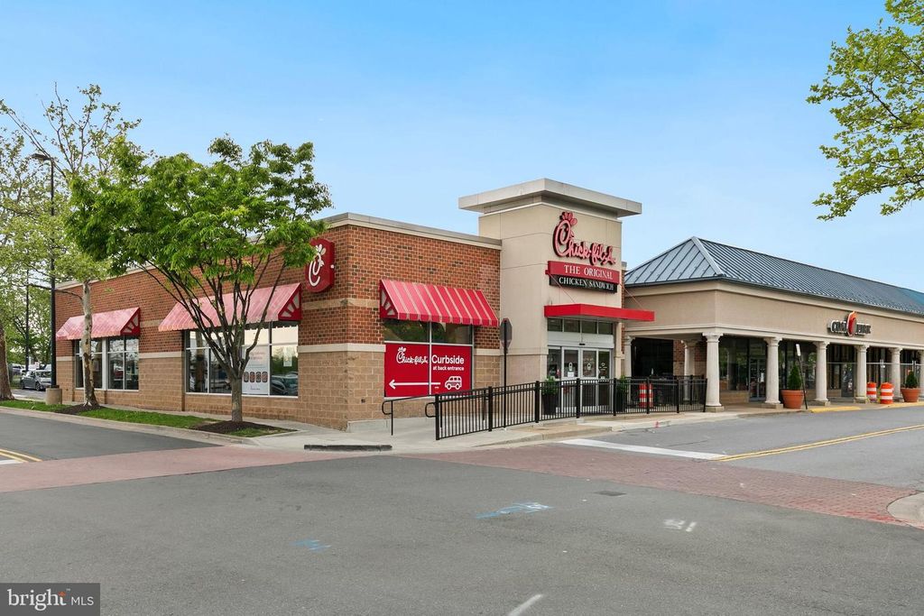 Image 70 of property listing at 7 GRANITE PL #316, Gaithersburg, MD 20878