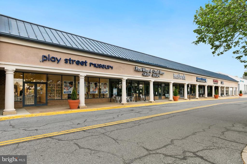 Image 72 of property listing at 7 GRANITE PL #316, Gaithersburg, MD 20878