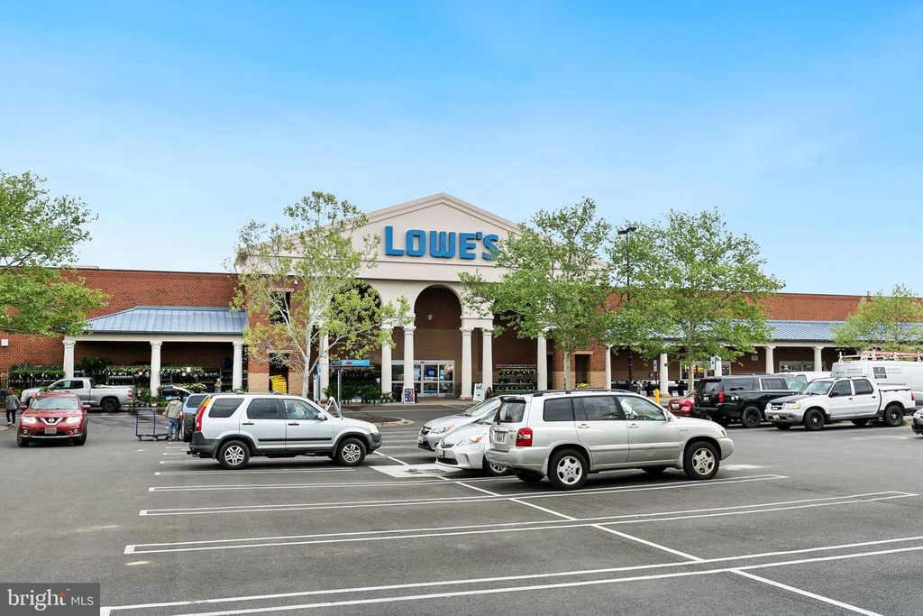 Image 76 of property listing at 7 GRANITE PL #316, Gaithersburg, MD 20878