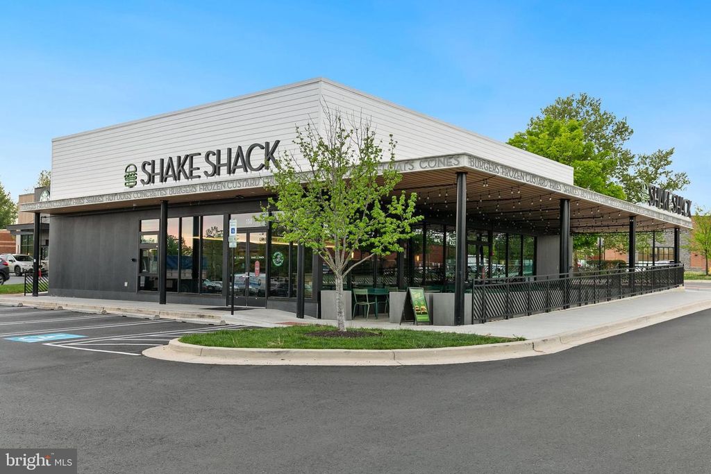 Image 77 of property listing at 7 GRANITE PL #316, Gaithersburg, MD 20878