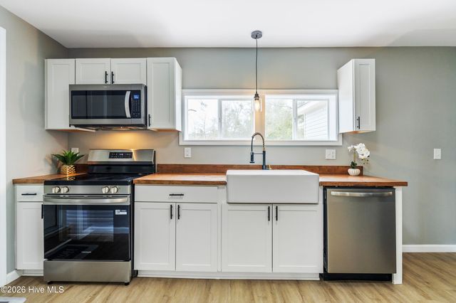 155 Bryan Road, Wilmington, NC 28412