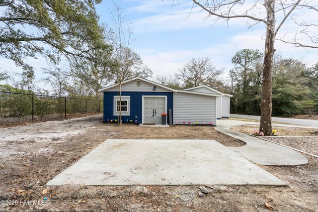 155 Bryan Road, Wilmington, NC 28412