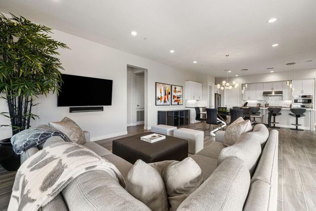 1403 Retreat Circle, Palm Desert, CA 92260