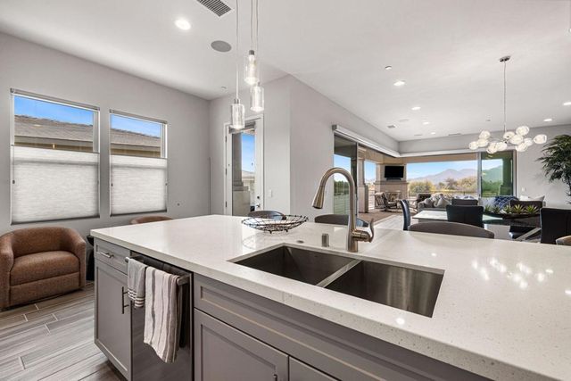 1403 Retreat Circle, Palm Desert, CA 92260