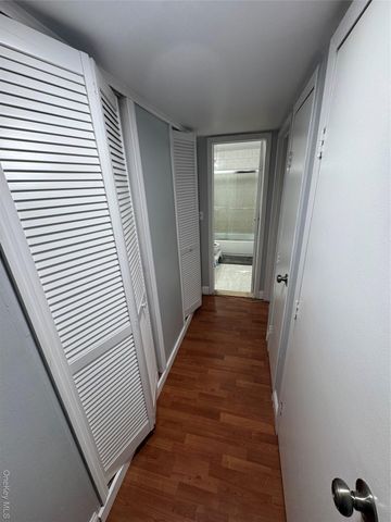 175 Main Avenue 149, Wheatley Heights, NY 11798