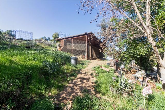 17423 Wicker Way, Riverside, CA 92504