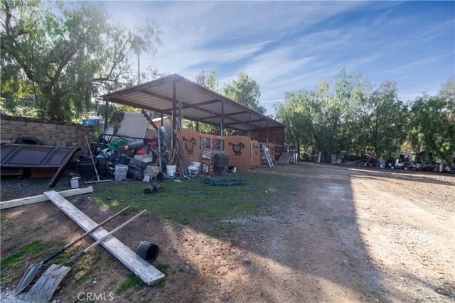 17423 Wicker Way, Riverside, CA 92504