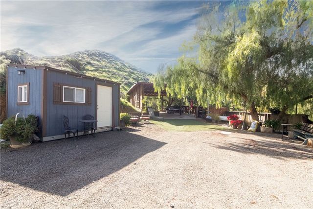 17423 Wicker Way, Riverside, CA 92504