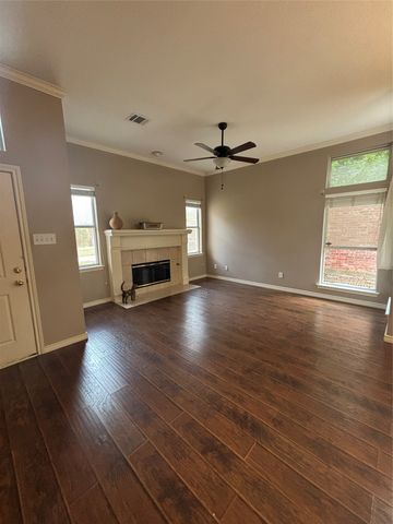 103 Arbor Creek Drive E, Euless, TX 76039