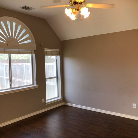 103 Arbor Creek Drive E, Euless, TX 76039