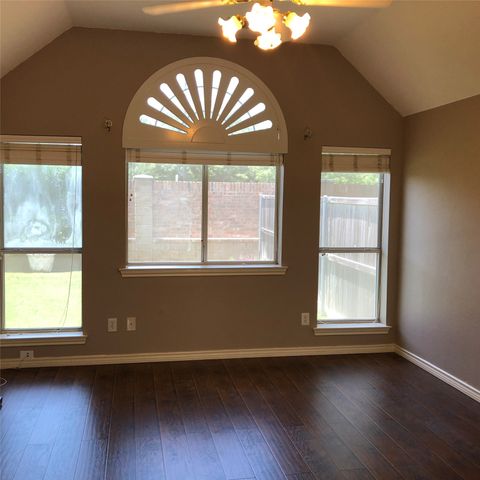 103 Arbor Creek Drive E, Euless, TX 76039