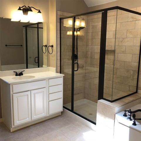 103 Arbor Creek Drive E, Euless, TX 76039