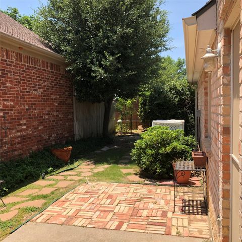 103 Arbor Creek Drive E, Euless, TX 76039