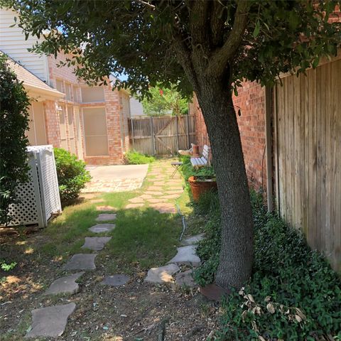 103 Arbor Creek Drive E, Euless, TX 76039