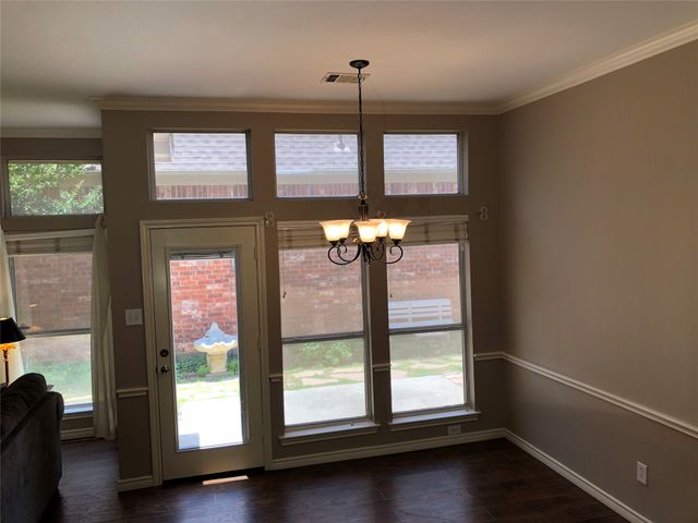 103 Arbor Creek Drive E, Euless, TX 76039