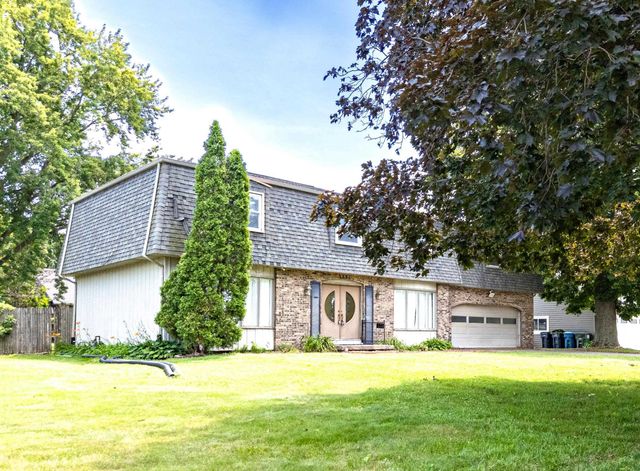 3331 Rosehill Terrace, Waterloo, IA 50701