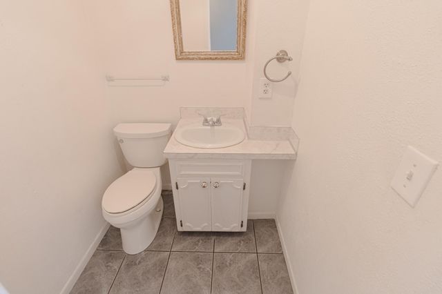 3331 Rosehill Terrace, Waterloo, IA 50701