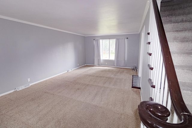 3331 Rosehill Terrace, Waterloo, IA 50701