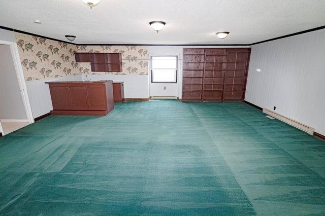 3331 Rosehill Terrace, Waterloo, IA 50701