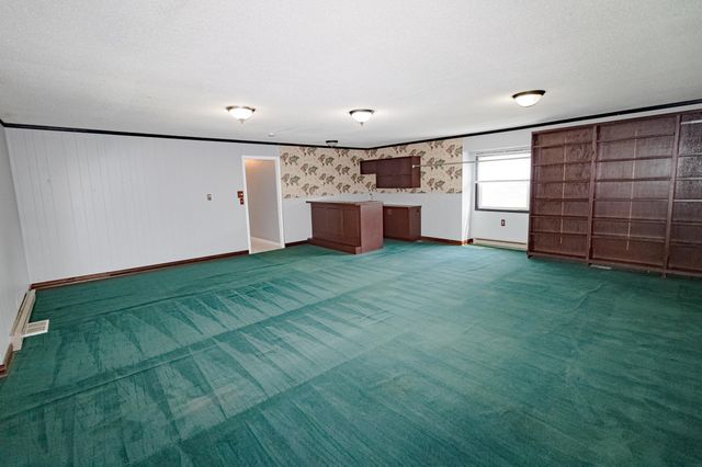 3331 Rosehill Terrace, Waterloo, IA 50701