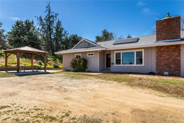 40027 90th Street West, Leona Valley, CA 93551