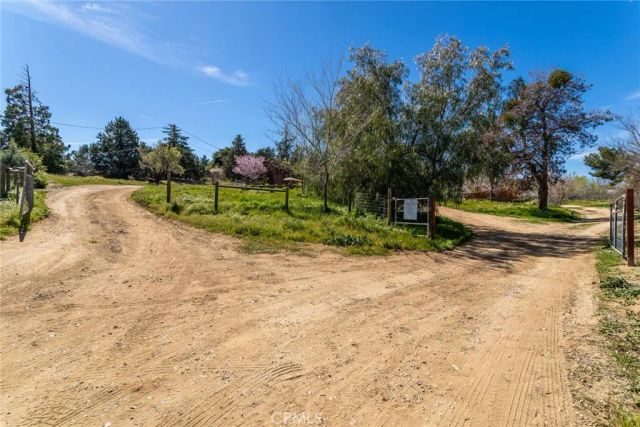 40027 90th Street West, Leona Valley, CA 93551