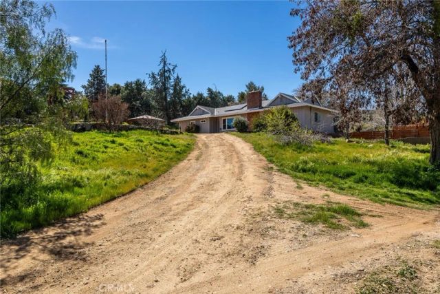 40027 90th Street West, Leona Valley, CA 93551