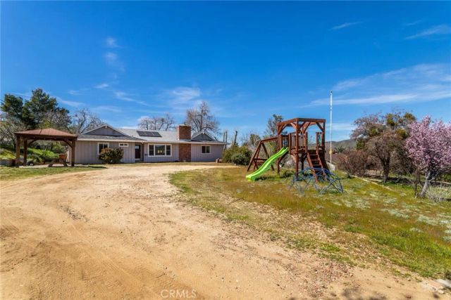 40027 90th Street West, Leona Valley, CA 93551