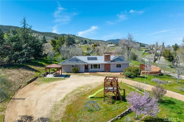40027 90th Street West, Leona Valley, CA 93551