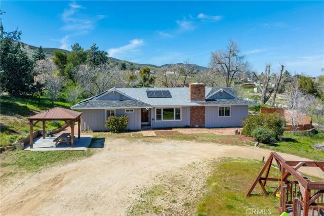 40027 90th Street West, Leona Valley, CA 93551
