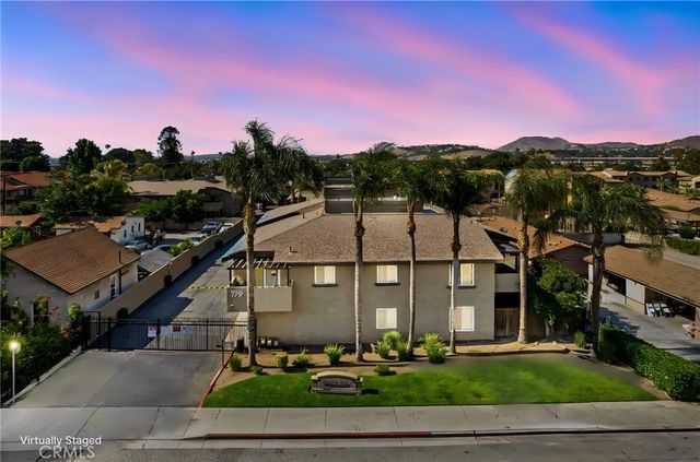 799 Gianni Drive 210, Corona, CA 92879